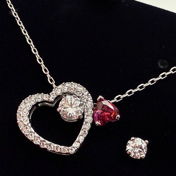 Swarovski Crystal Love Heart Pendant & Earrings Set (White Rhodium Plating) - Picture 2 of 11